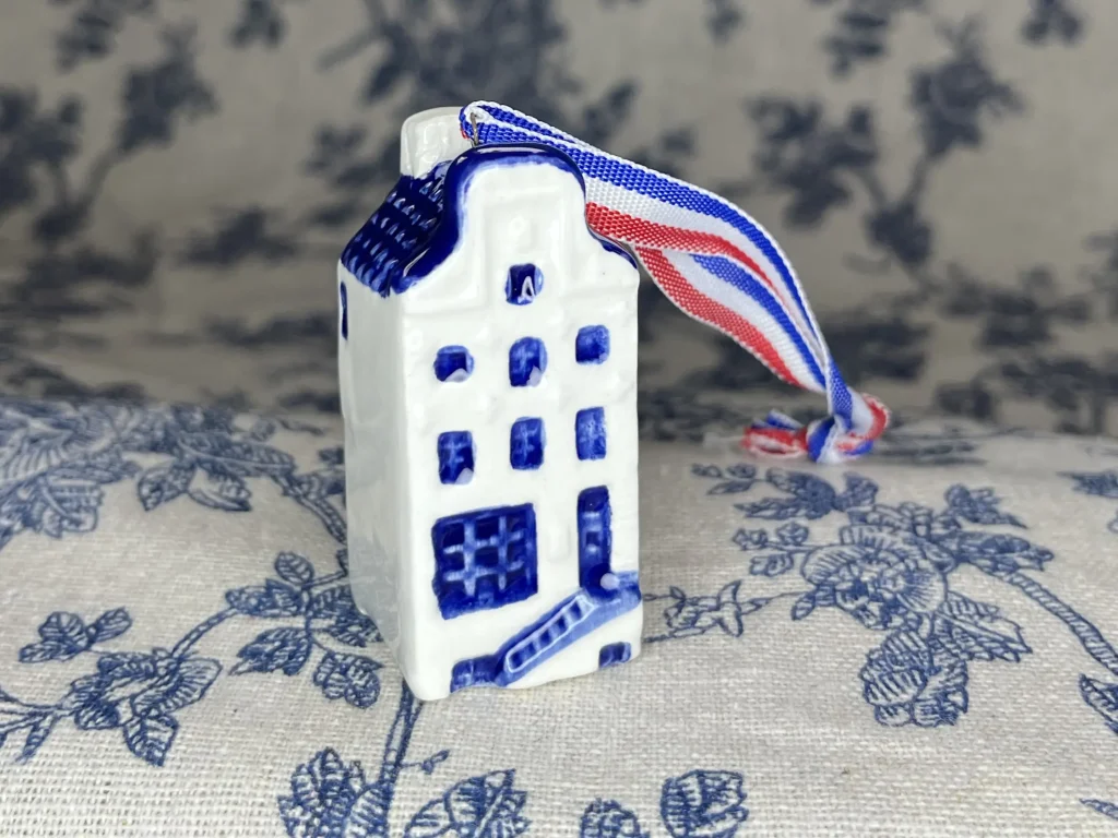 Mini Canal House - Model C
